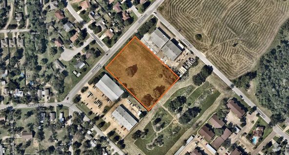 ± 2.36 Acres | 2402 & 2404 Osborn Lane | Bryan, TX: 2402-2404 Osborn Ln, Bryan, TX 77803